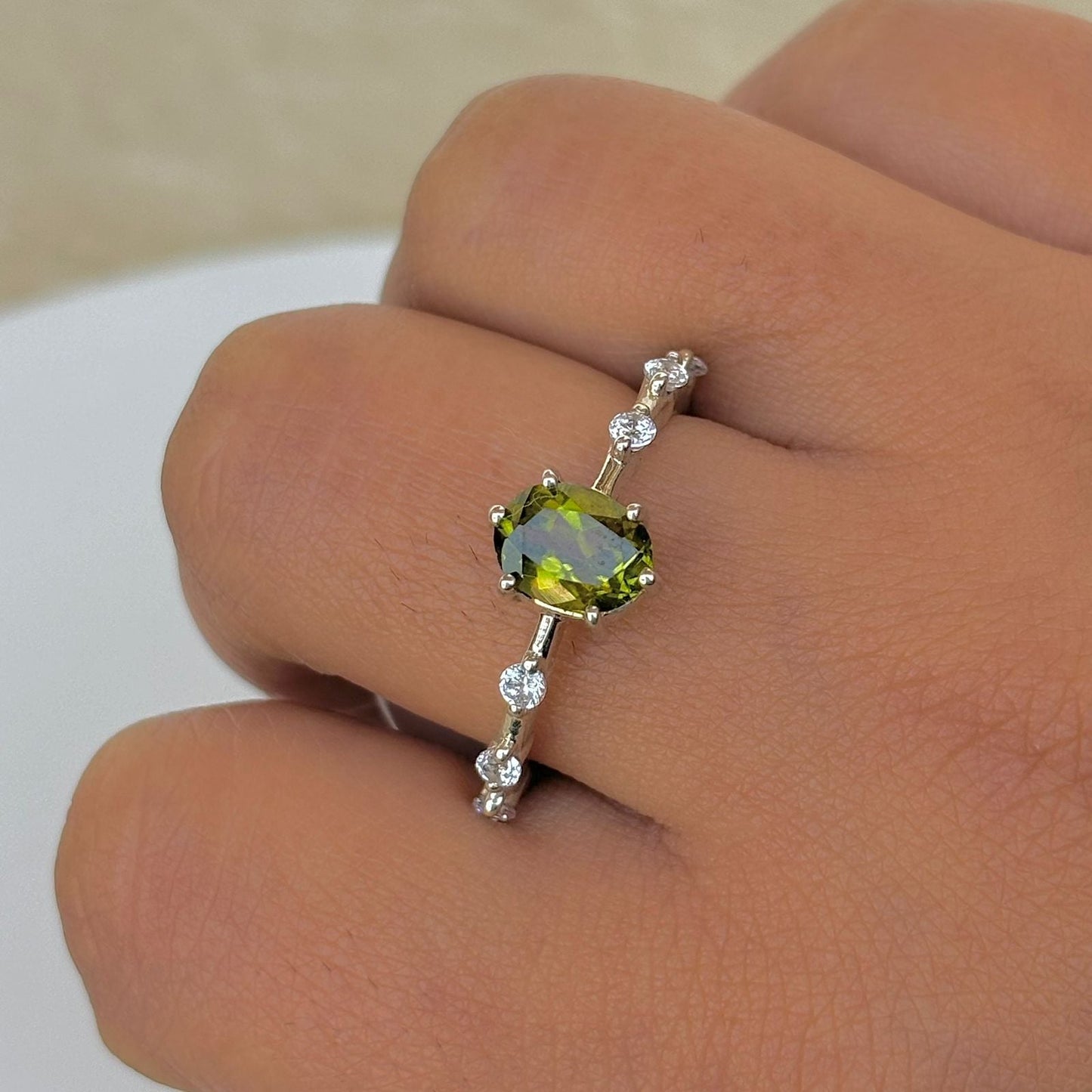 925 Pure Silver Natural Peridot August Birthstone Ring Oval Cut Solitaire Gift For Her