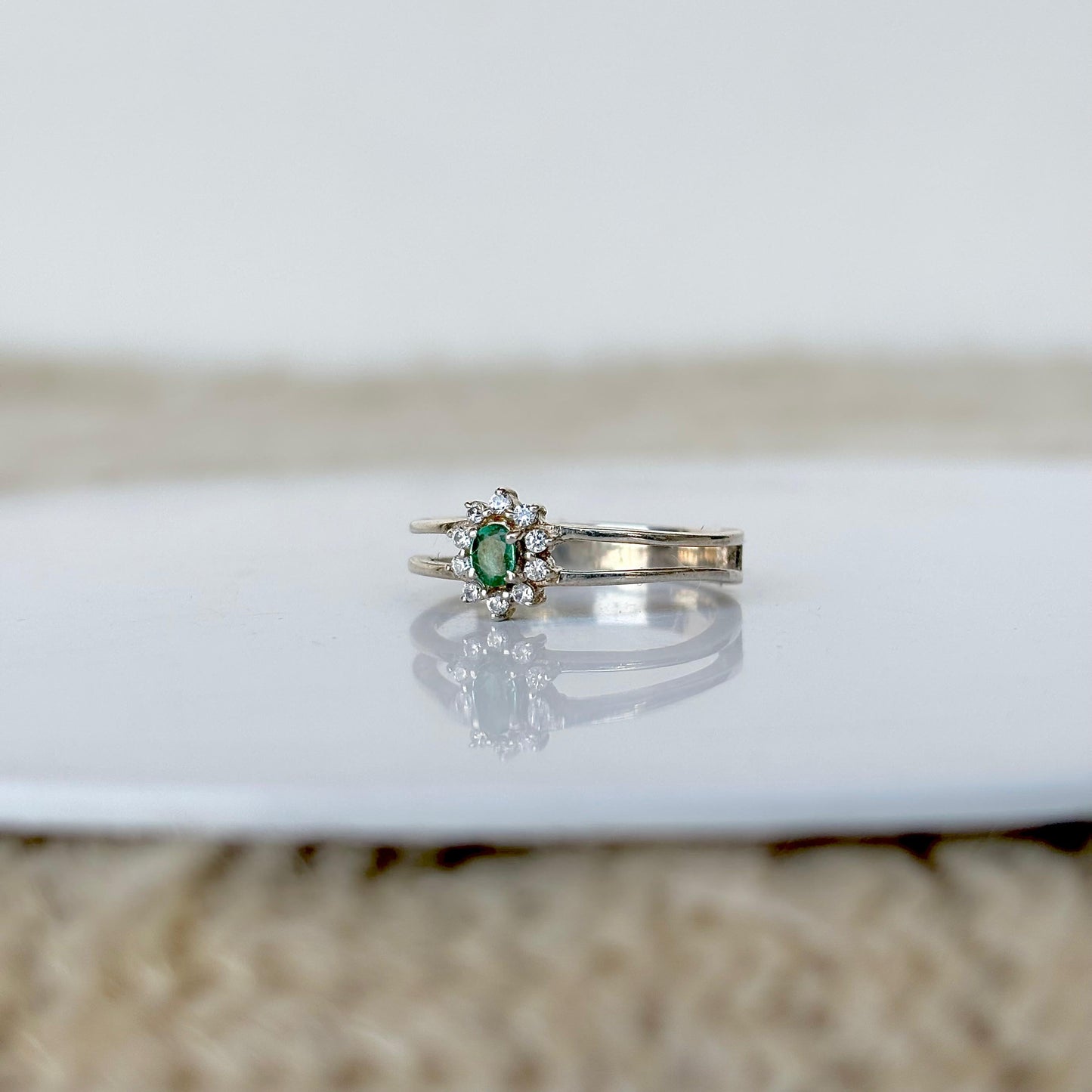 925 Pure Silver Natural Emerald ring