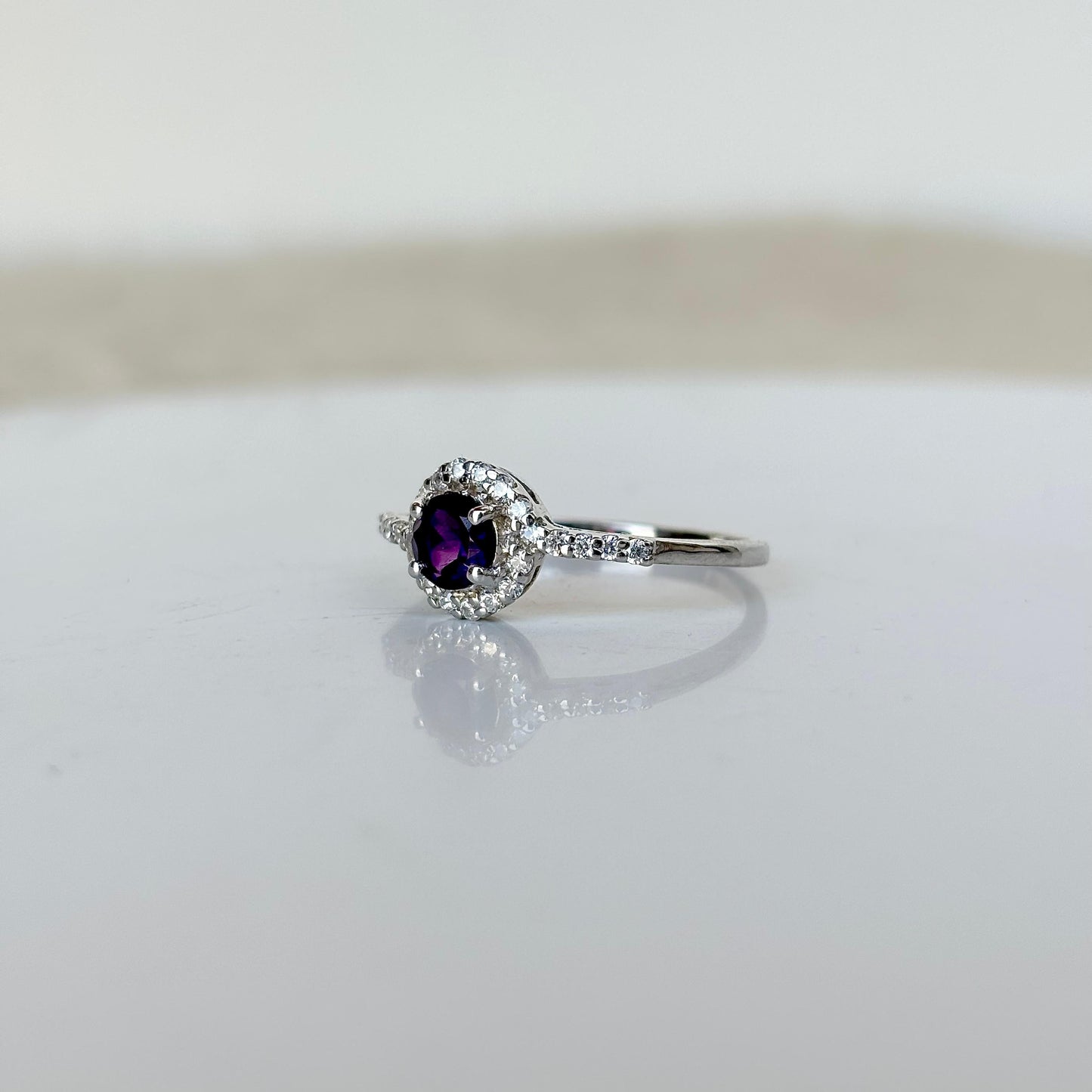 Pure Essence: 925 Silver Natural Amethyst Round Ring