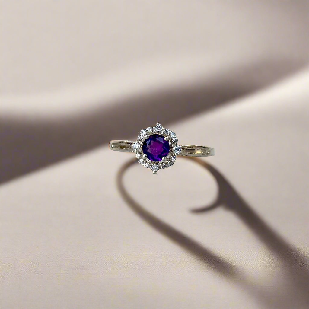 Royal Twilight: The Natural Amethyst Gemstone Ring
