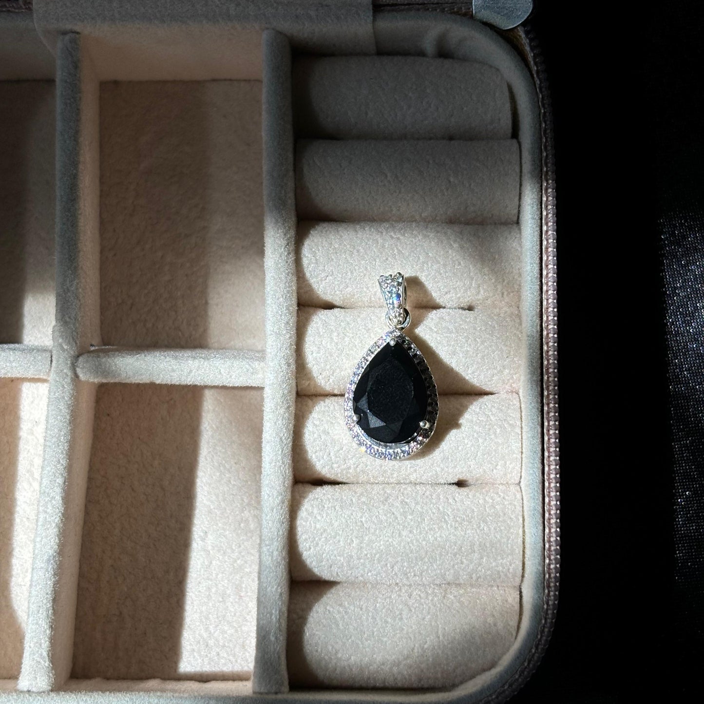 925 Pure Silver Pear Cut Natural Black Onyx Pendant Necklace