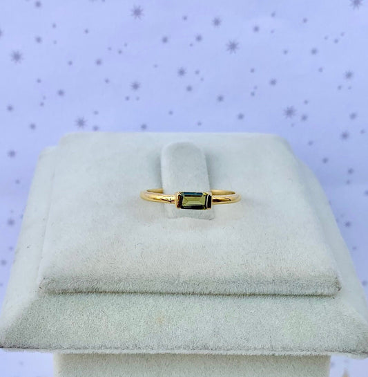 925 Pure Silver Natural Baguette Shape Peridot Ring for her- August Birthstone
