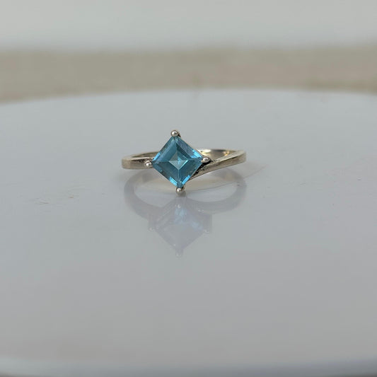 925 Pure Silver AAA Grade Natural Aquamarine Square March Birthstone Ring