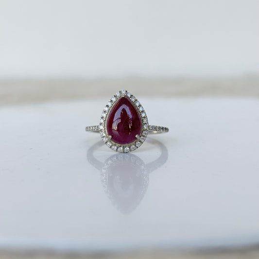 Handcrafted 925 silver statement ring with vivid ruby gemstone – bold and elegant jewelry design