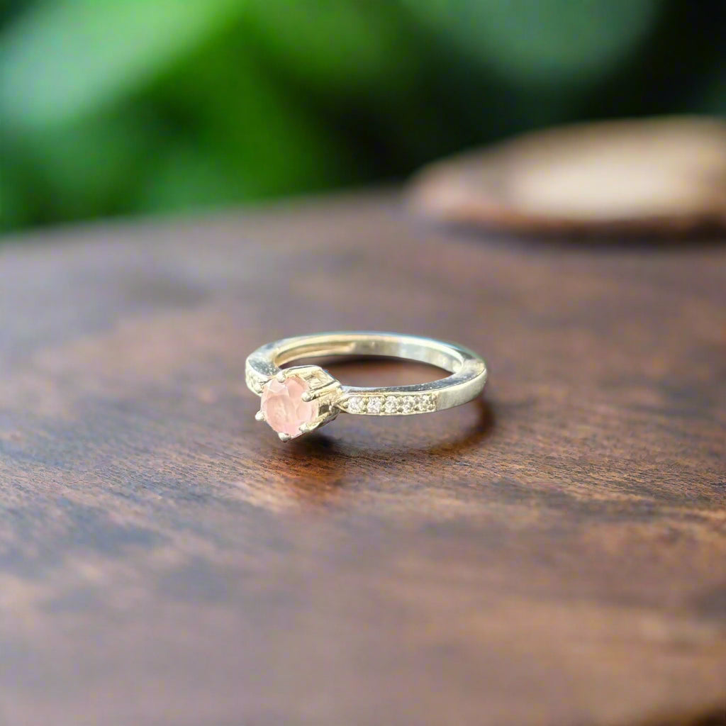 The Timeless Rose Quartz Ring-Whispers of Love
