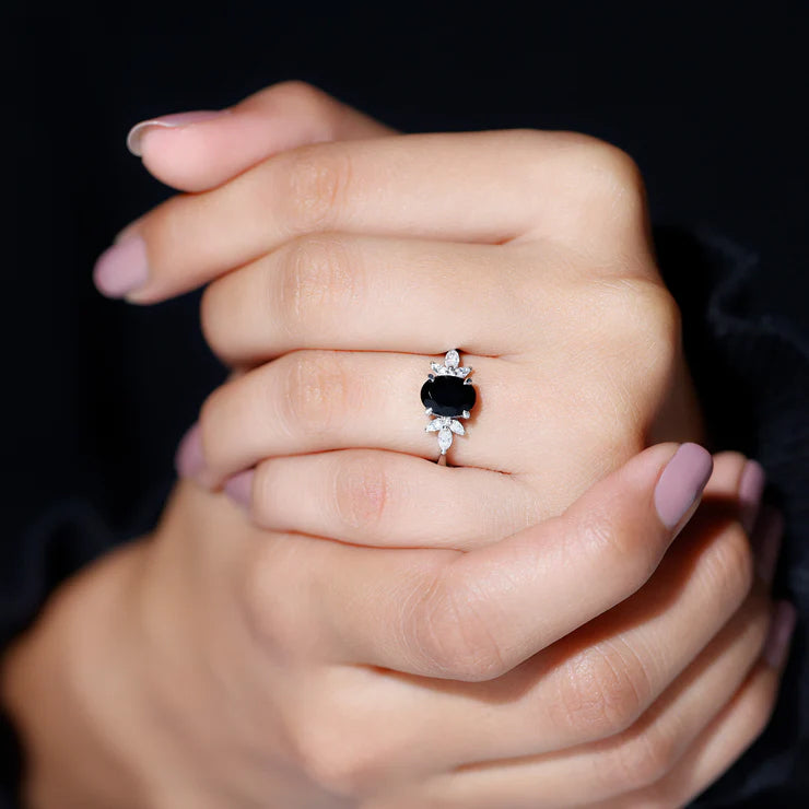 925 Sterling Silver Oval Black Onyx Solitaire Ring